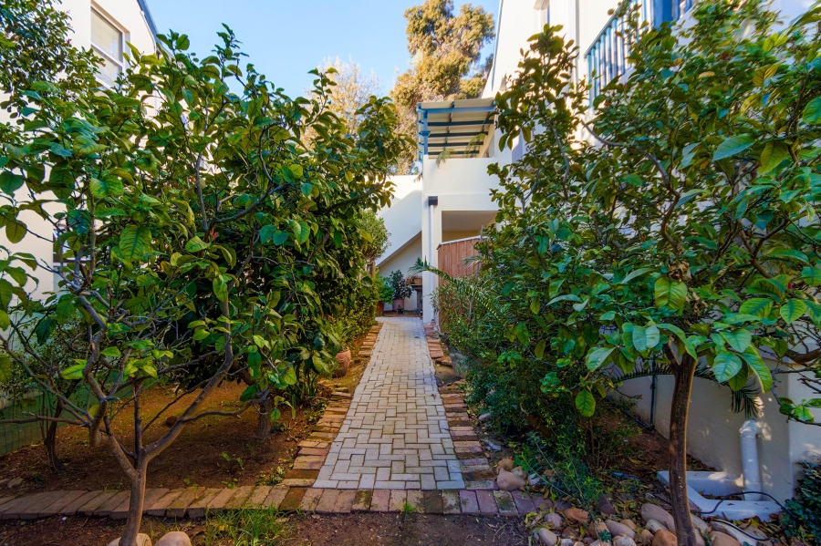 3 Bedroom Property for Sale in Jonkershoogte Western Cape